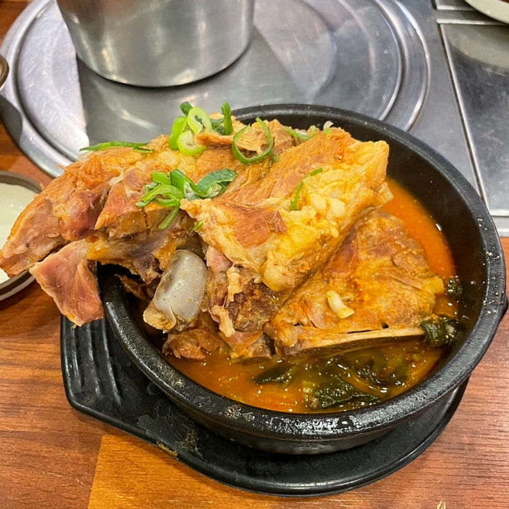 광주 광천동 24시 유스퀘어 뼈해장국 맛집 왕뼈사랑 본점 광주 광천동 24시 유스퀘어 뼈해장국 맛집 왕뼈사랑 본점