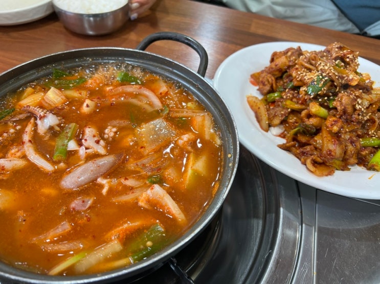  성환 맛집 직화 불 쭈꾸미 고기랑 찌개랑 오징어찌개 제육볶음