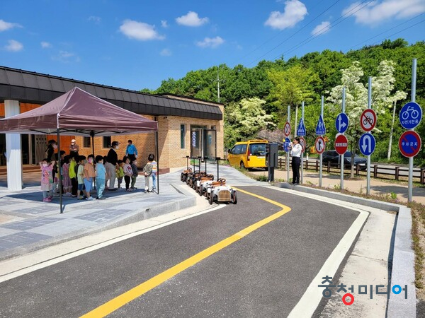  '영동은 선진 교통문화도시’...전국 군단위 2위