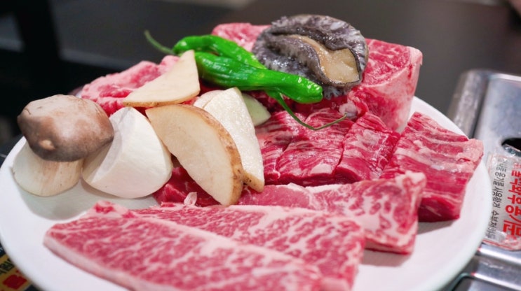  [ 수원역고기집 / 수원역맛집추천 ] 수원역근처 숯불고기 맛집인 검은소새끼 블랙앵거스 고기 먹은 후기 ( 수원역소고기 )