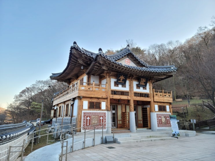  천주교 남한산성 순교 성지 성당 방문후 둘레길 다녀왔어요