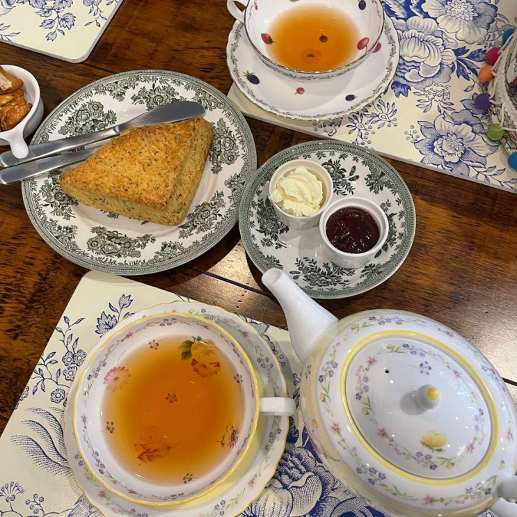  상무지구카페 티룸제이드 맛있는 홍차 향 미쳤다