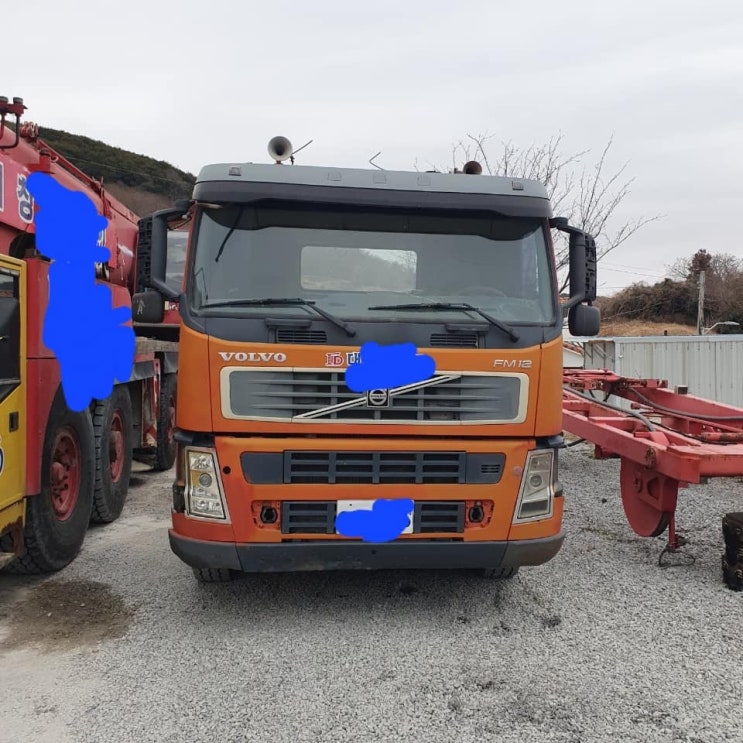 볼보 FM12 2002년식 1000만원 판매합니다. (이것은 수출하는 차량입니다.) 볼보 FM12 2002년식 1000만원 판매합니다. (이것은 수출하는 차량입니다.)