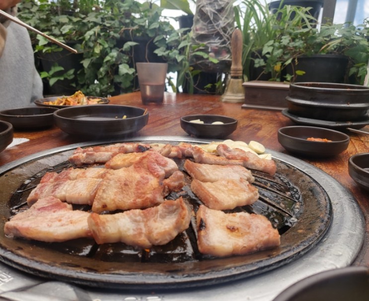 [대전 전민동 맛집] 숲 속에서 먹는 고기집 '전미원'