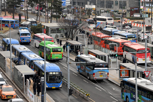 서울 버스 거리비례제 추진, 탑승거리 10km 넘으면 요금 추가