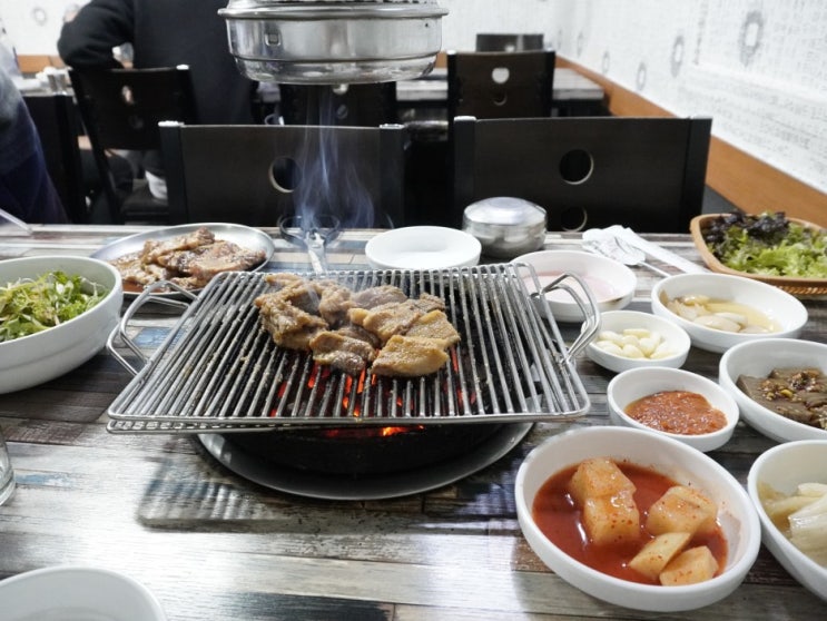  부산 연산동 극찬하는 노포 돼지갈비집 마포본가