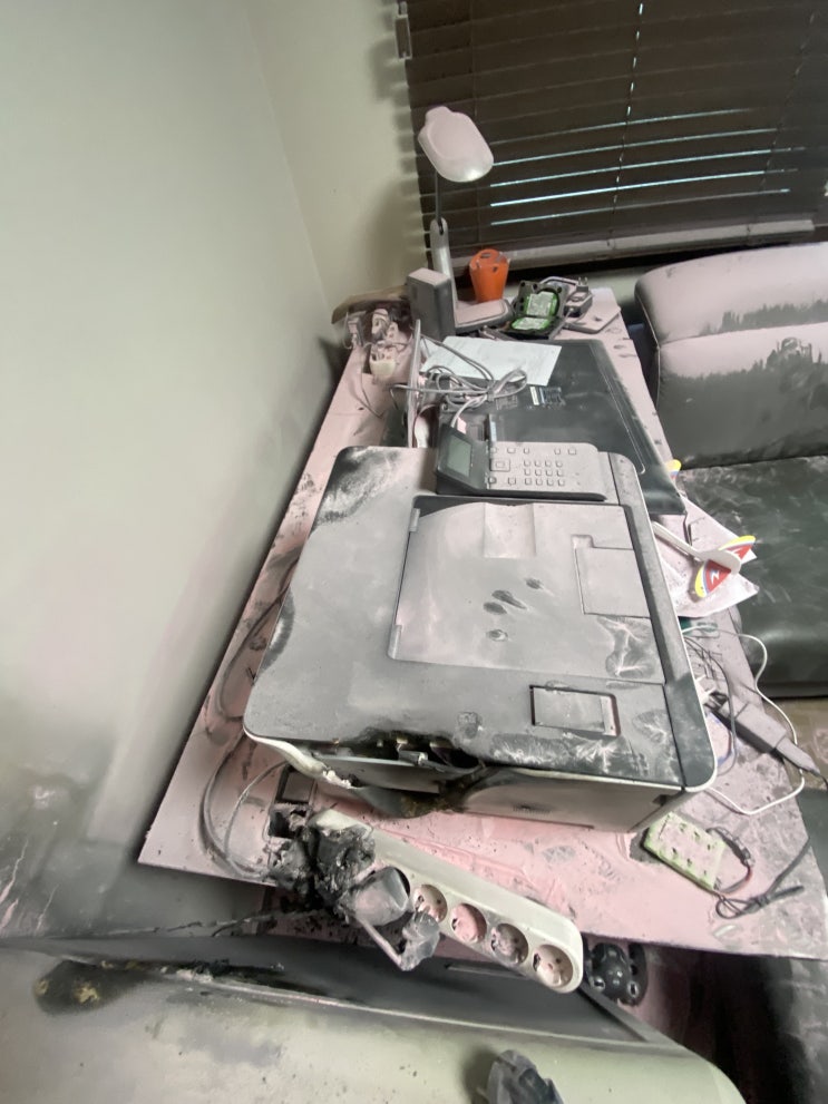  수원 안양 안산 시흥 분당 소화기분말청소 화재청소는 꼼꼼하게 진행하는 전문업체에 의뢰하세요.