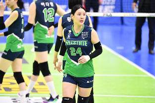  현대건설 김주하-이영주 리베로, 김연견 부상공백을 잘 메워야 한다!!(여자배구, 현대건설, 김연견부상, 오른발목인대파열, 최소2주결장, 몬타뇨 출전, 황연주 체력)