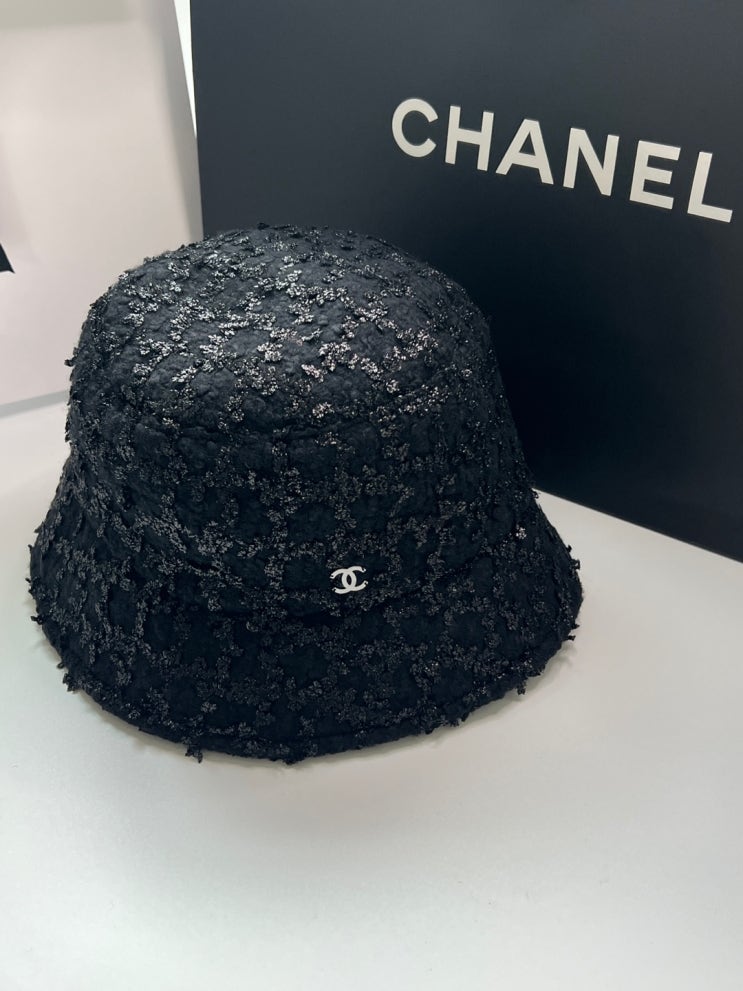  판매완료) 샤넬 트위드 CC로고 버킷 햇 모자 관부가세 포함 CHANEL AA8743