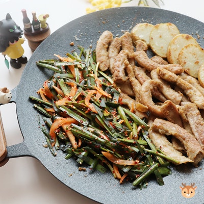소곱창구이와 함께 먹으면 더 맛있는 곱창부추무침 이국주부추무침 레시피