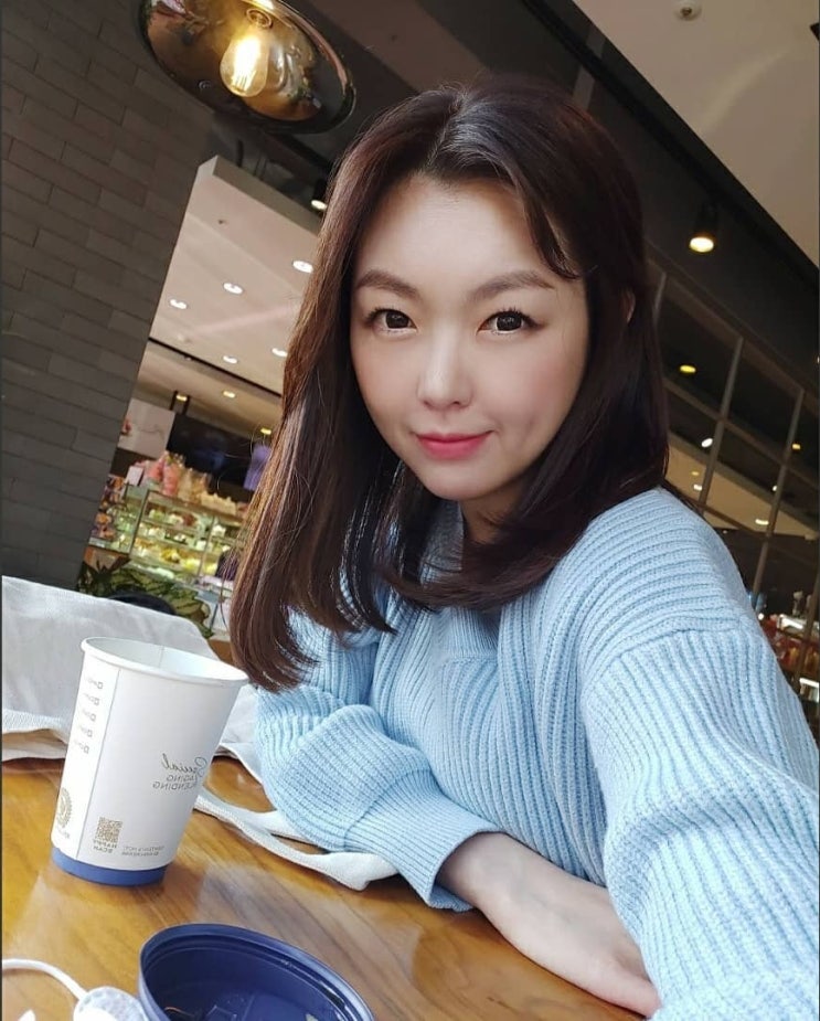 '옆집 수현' 베이비복스리브 출신 황연경, 개명하고 유튜버 변신...14년차인 회사 경리 '옆집 수현' 베이비복스리브 출신 황연경, 개명하고 유튜버 변신...14년차인 회사 경리