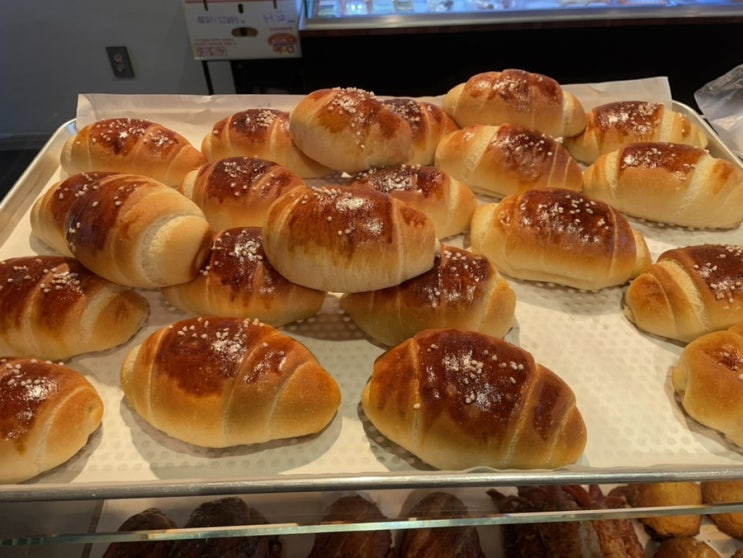  [마린시티] 부산빵지순례 김정욱쌀빵 케이크와 빵 추천