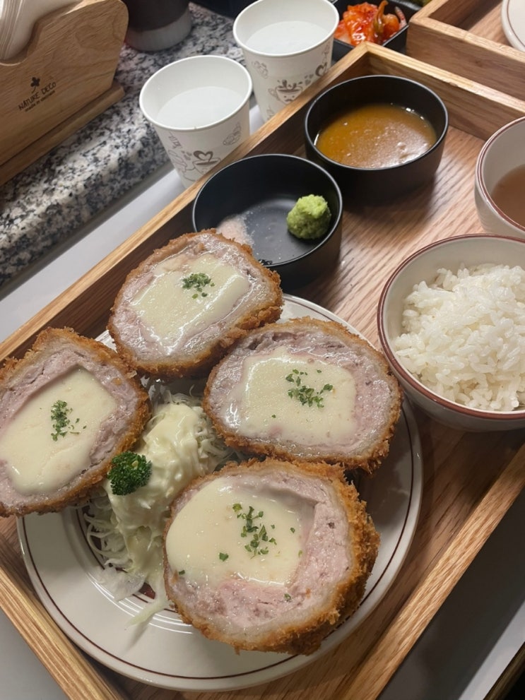  금일 방 청소 다짐 기념 블로그 건.