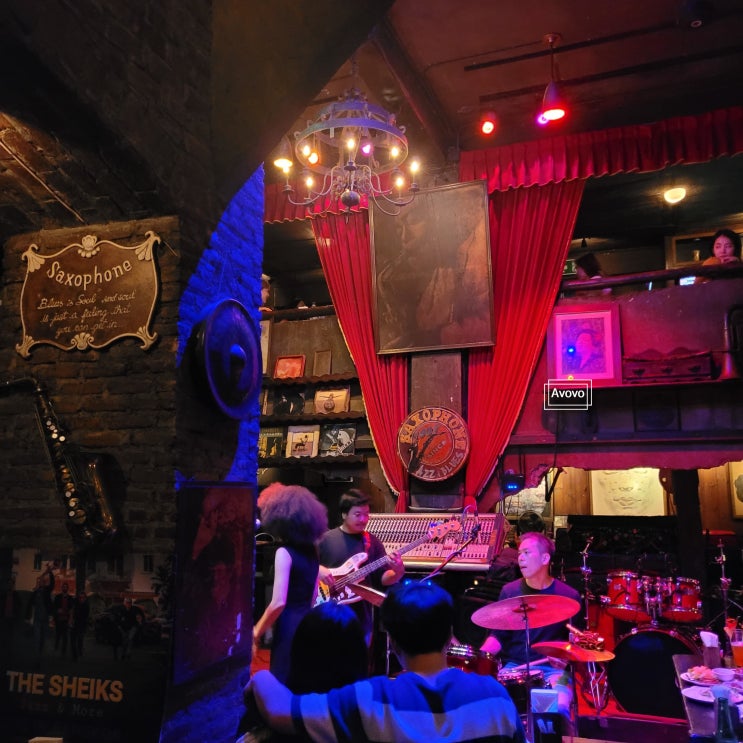  방콕 마지막 날은 핫플레이스 색소폰펍에서(Saxophone Pub & Restaurant)