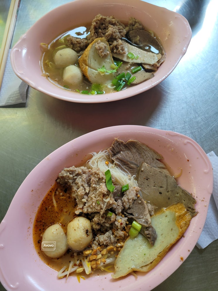  방콕백종원맛집 룽르엉 돼지고기 국수 먹어봄.. (꼭 가야할까?...)