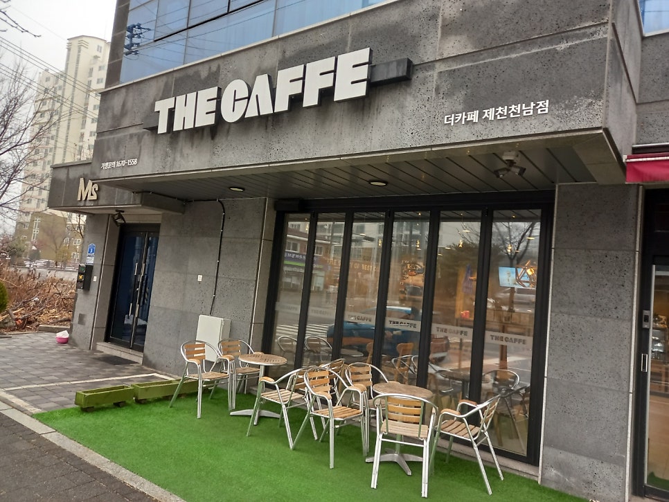 더카페 제천천남점 사진 2