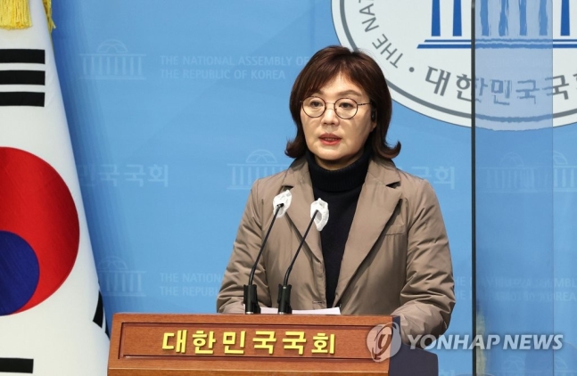 '도이치 1심선고'에 "野 거짓 프레임 깨져 vs 김여사 특검 추진" '도이치 1심선고'에 "野 거짓 프레임 깨져 vs 김여사 특검 추진"