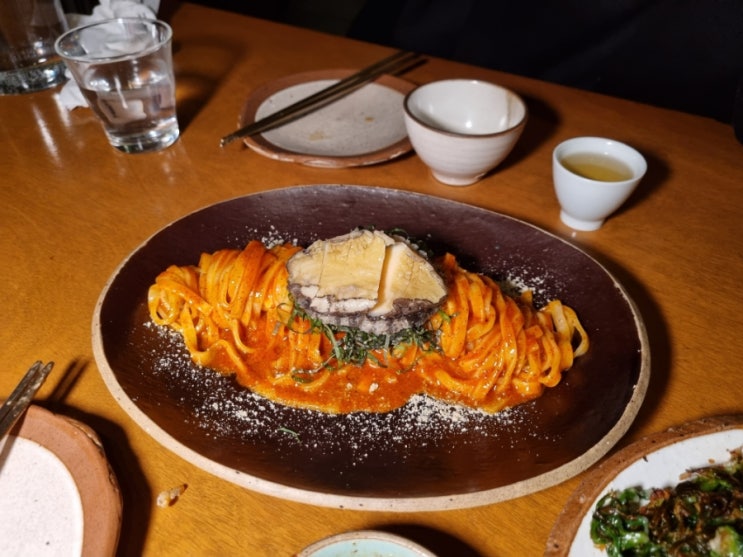  한남동 다이닝바 깔끔하고 분위기좋은 한식 주점 [오사일이5412]