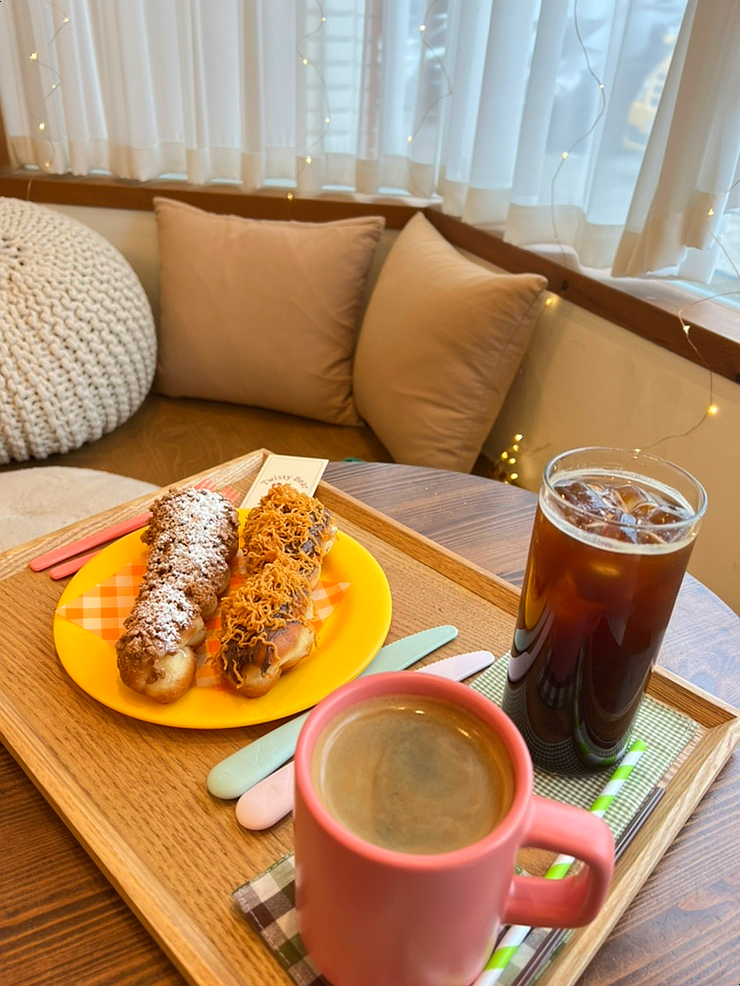  부산/광안리 카페 아기자기 귀여운 트위스티 베어