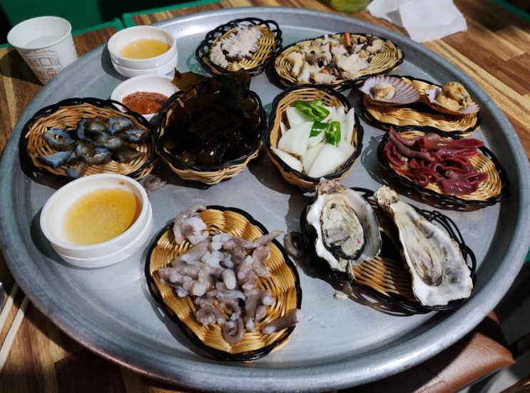  오션뷰 보며 전복죽과 신선한 해물을 즐기는 부산 기장애견동반식당 기장해녀촌 기장해물포장마차촌 내돈내산