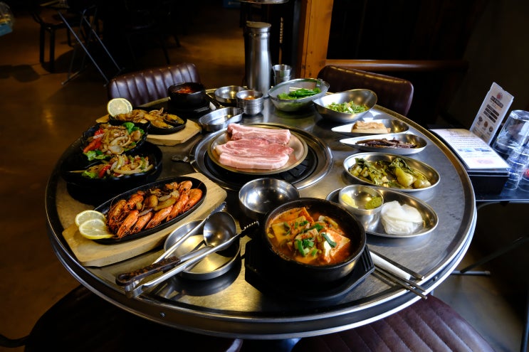 퀄리티 좋은 제주 노형 흑돼지