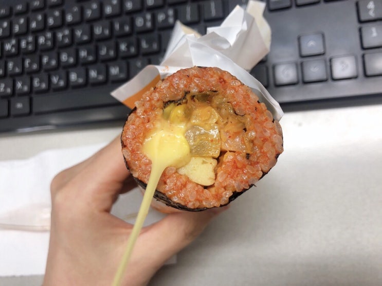 GS25 편의점 2월 신상 “황치즈김치계란볶음밥김밥” 내돈내산 추천 리뷰! GS25 편의점 2월 신상 “황치즈김치계란볶음밥김밥” 내돈내산 추천 리뷰!