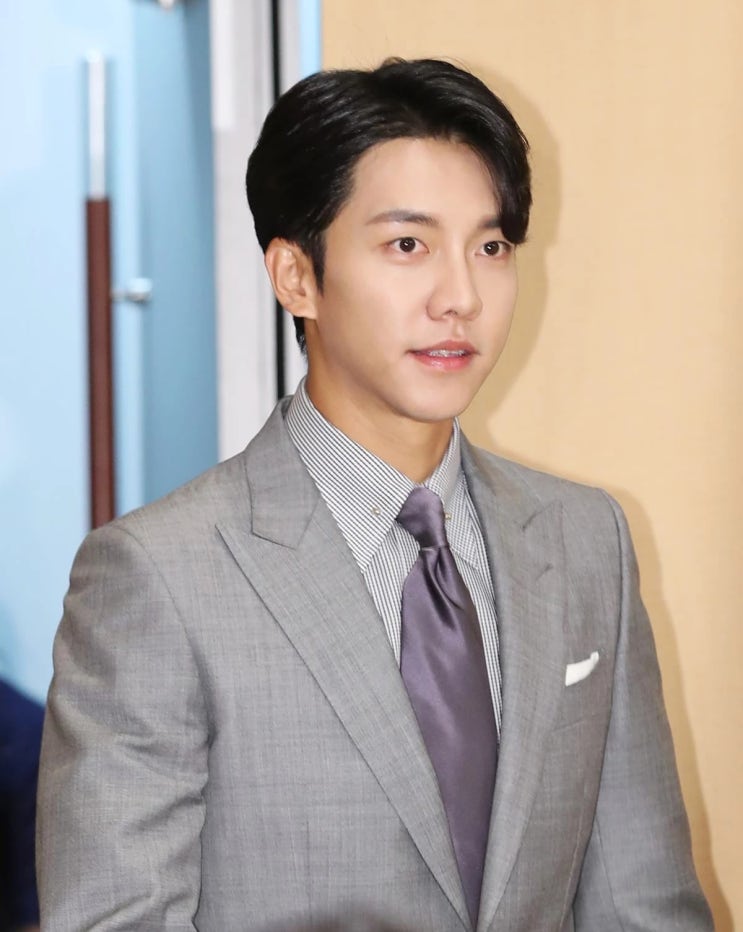 '이다인' 이승기, 그간 열애설에 휘말렸던 여성 연예인들이 재조명 되고 있다 '이다인' 이승기, 그간 열애설에 휘말렸던 여성 연예인들이 재조명 되고 있다