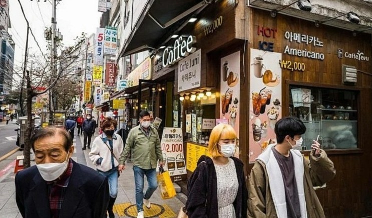 커피는 너무나 차갑지만, 인기는 뜨겁다; 한국인들의 아이스커피사랑 【 2023년 02월 09일 목요일자 VN Express 】