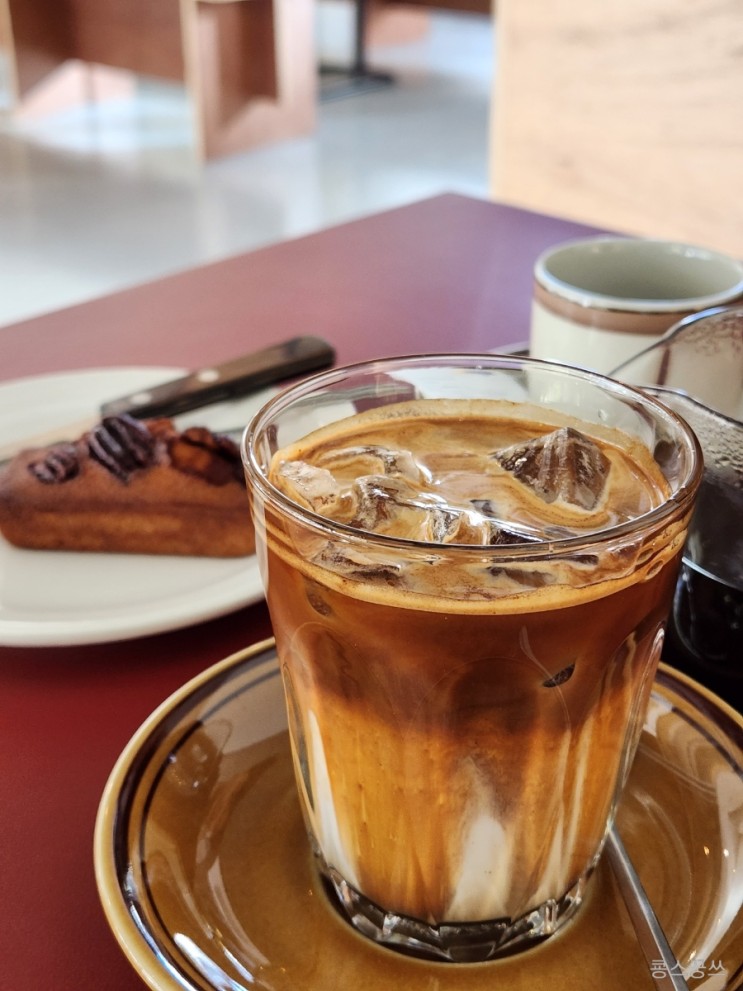 [전남 순천] 커피가 진하고 맛있는 예쁜카페 어스먼트