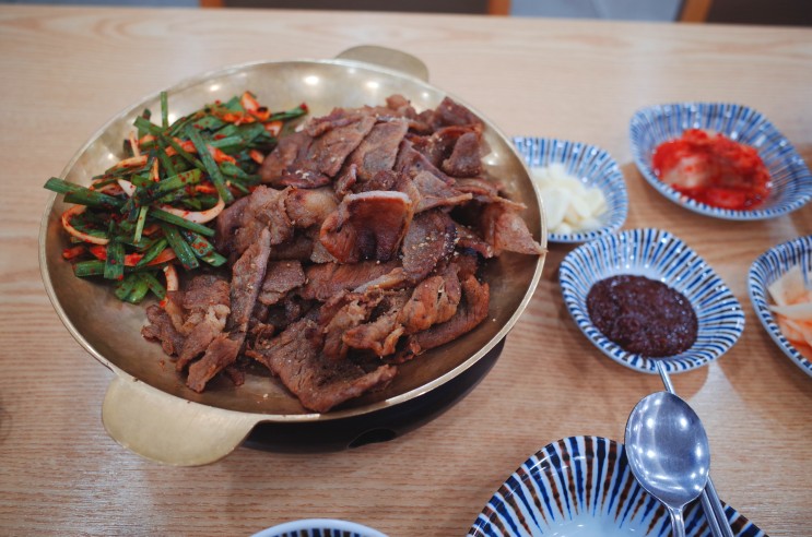 광주광역시 농성동) 명인면옥 - 바싹 구운 달짝짭짤한 숯불 고기