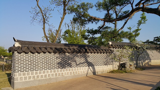  [꿈해몽맛집] 담넘는꿈, 벽에금간꿈, 담장이무너진꿈, 울타리치는꿈, 벽에낙서하는꿈, 담장꿈,울타리꿈 관련 꿈풀이