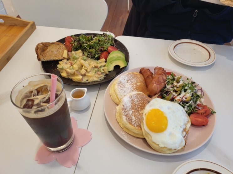  인천 원당동 브런치 카페 수플레 맛집 라헬의 부엌 인천검단점