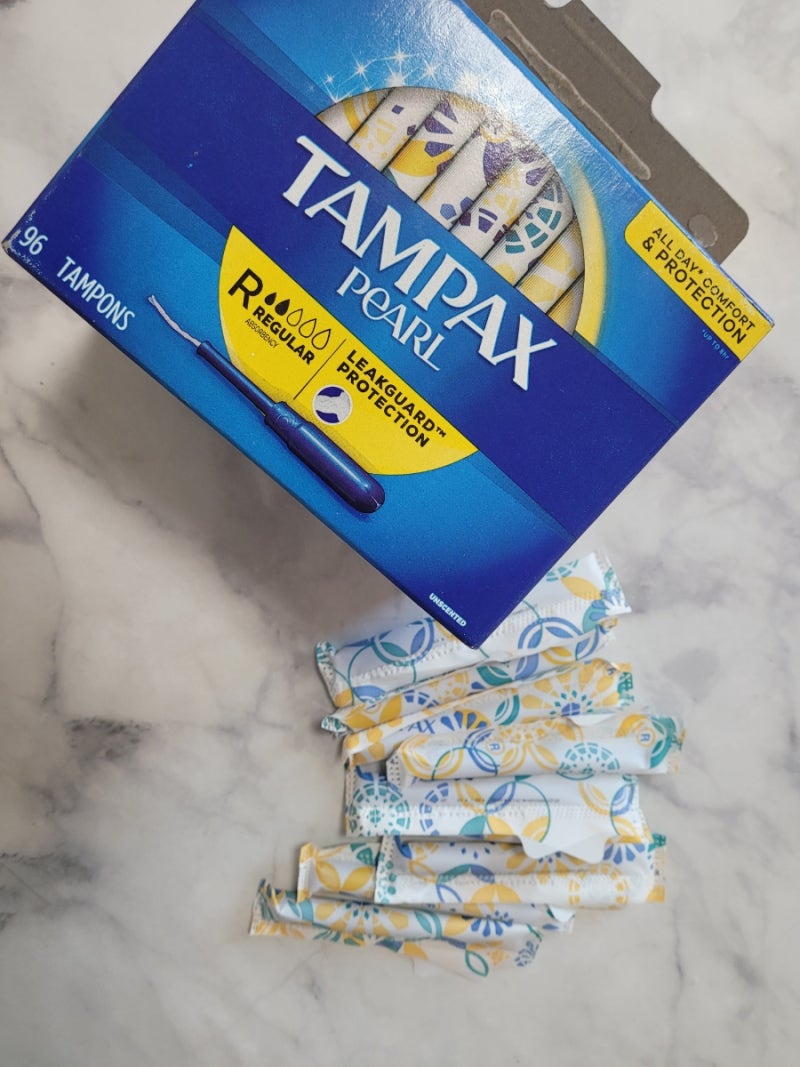 미국 생리대 탐폰 탐팩스 펄 TAMPAX PEARL 레귤러 96개