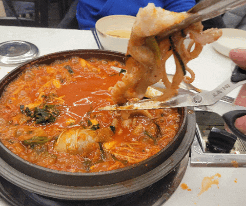  [인천/부평] 산낙지가 통으로 들어가는 짱구네부평점 빨간거(낙지전골) 내돈내산 후기