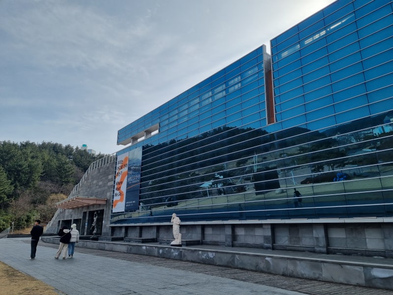 포항 가볼만한곳 비오는날 실내 데이트코스 포항시립미술관, 환호공원 주차장 : 네이버 블로그