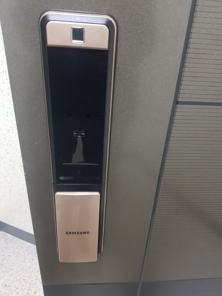  수원시 광교 열쇠 도어락 비밀번호 까먹을때, 삼성 도어락 SHP-DP960 제품 파손없이 손상없이 여는 방법 비파손, 무파손 갑중에 갑! 만능24시열쇠