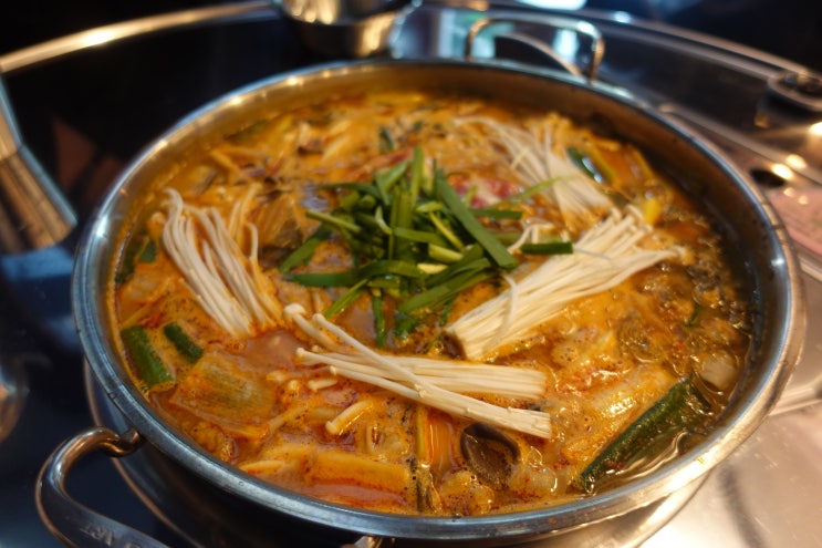  천사곱창 미금점 분위기 맛집에서 곱창전골 후루룩