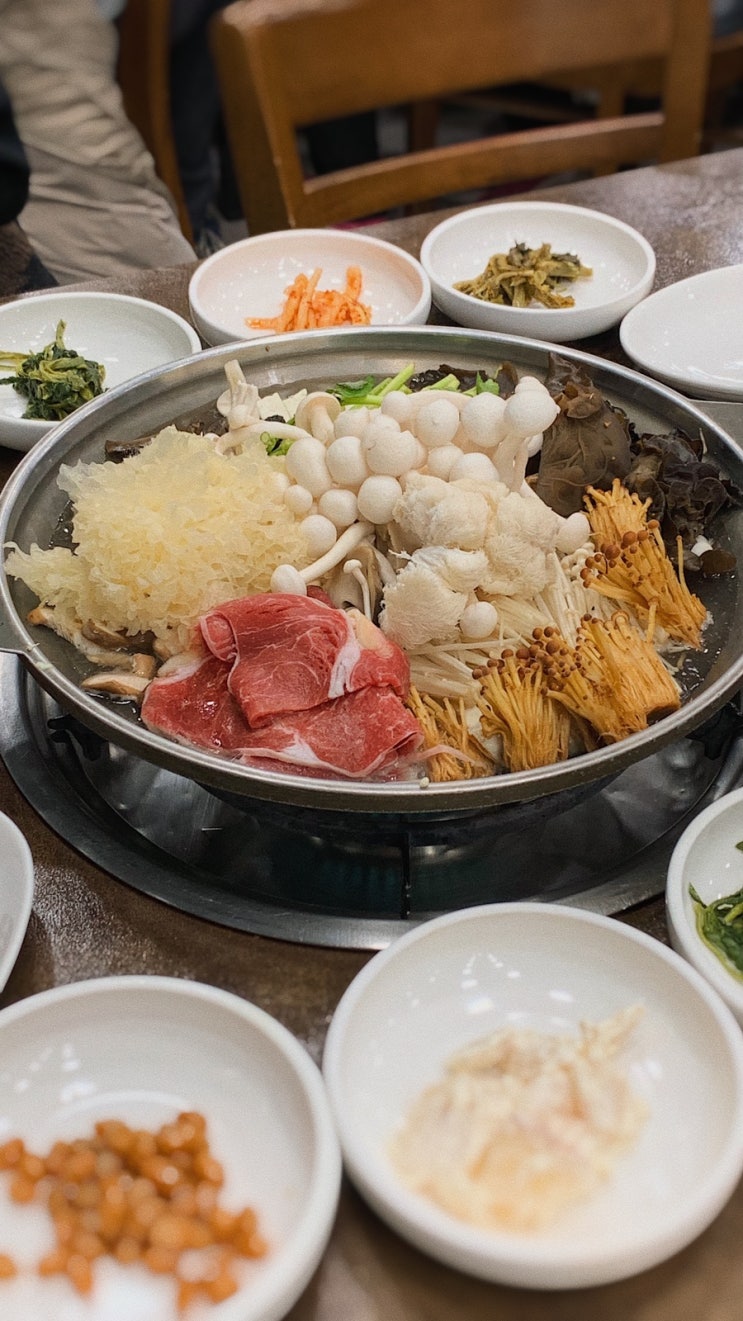  무주 덕유산 리조트 근처 버섯전골 맛집 산들애 : 능이버섯전골