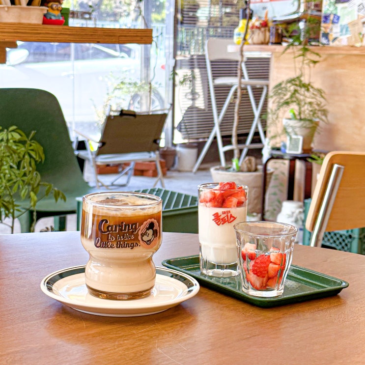 광주 쌍촌동 카페 :: 엣마우 애견동반 가능한 부산 전포동 감성 cafe 광주 쌍촌동 카페 :: 엣마우 애견동반 가능한 부산 전포동 감성 cafe