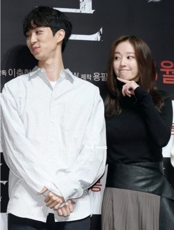  배우 전종서 12일 부친상 연인 이충현 감독도 상주 함께 빈소지켜  나이 프로필