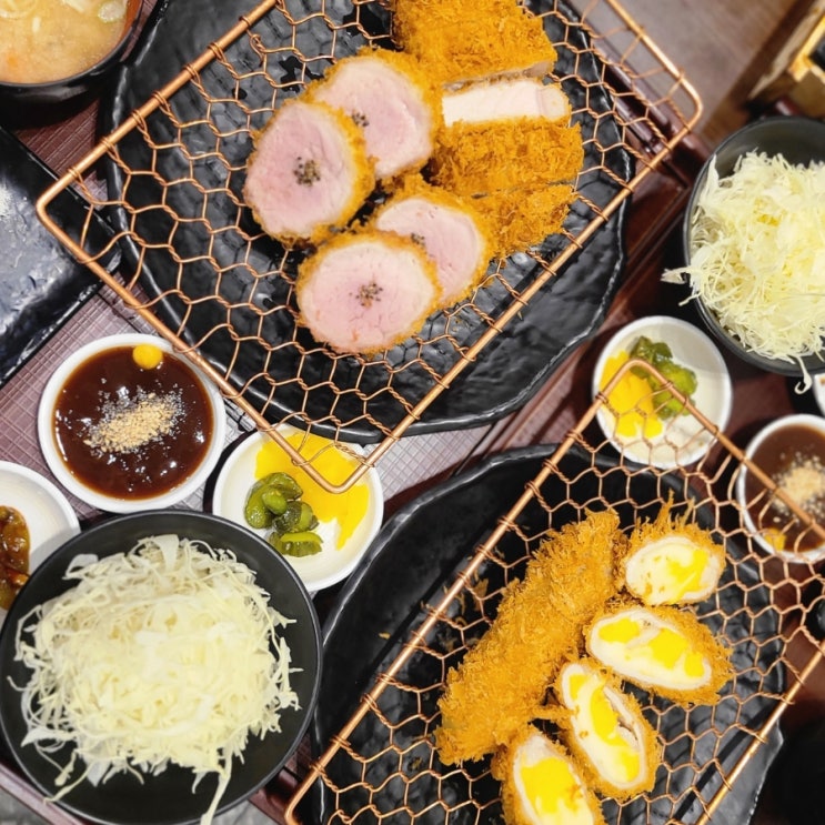  [현대백화점 목동 맛집] 핑크빛 속살 프리미엄 돈카츠 전문점 《정돈》