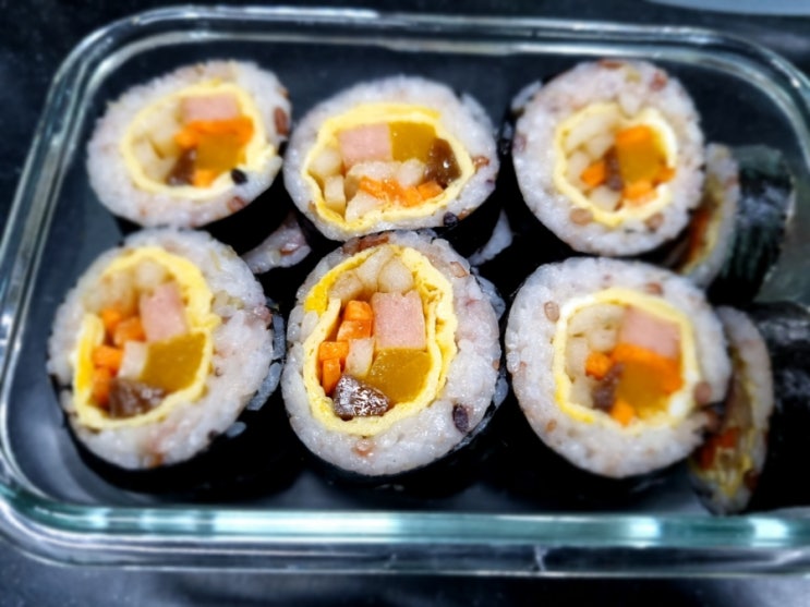  주말밥상 김밥만들기 전복장조림 김밥예쁘게싸기