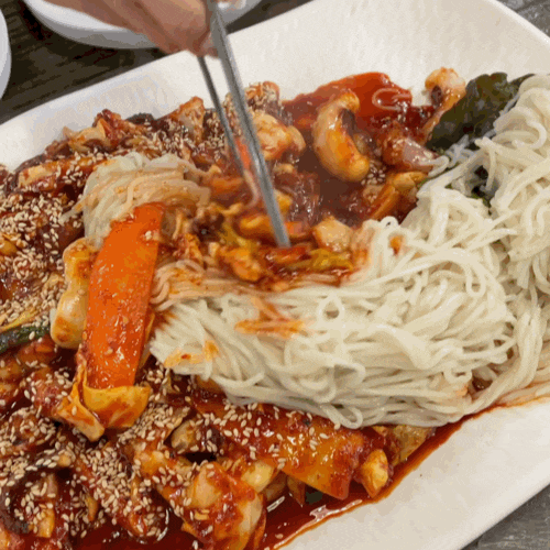  대전 둔산동 쑥칼국수 낚지볶음 맛집 - 칼국수만드는사람들 (칼만사)