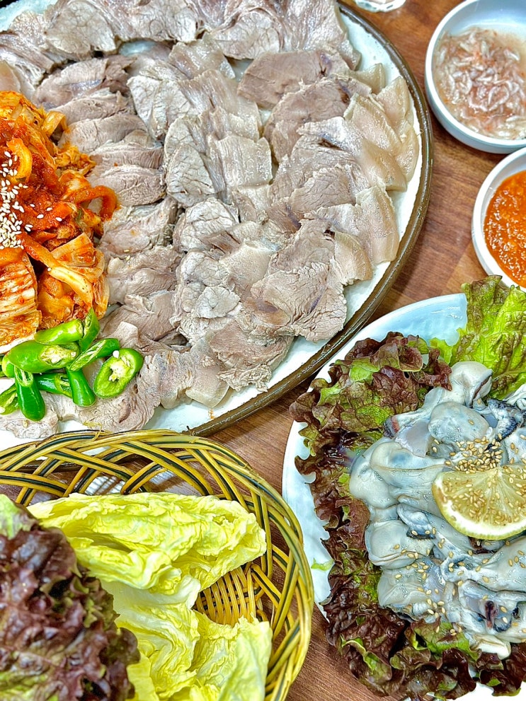  신도림 맛집 없어서 못 먹는 굴보쌈 보쌈집 한돈굴보쌈