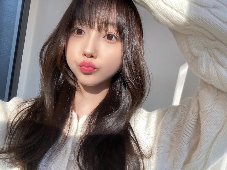 '환승연애2' 종영 후 더 예뻐진 김지수, 과감한 트임 수영복 입고 무결점 몸매 자랑 '환승연애2' 종영 후 더 예뻐진 김지수, 과감한 트임 수영복 입고 무결점 몸매 자랑