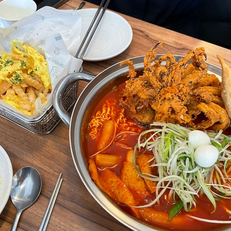 광주 상무지구 떡볶이 맛집 청년다방