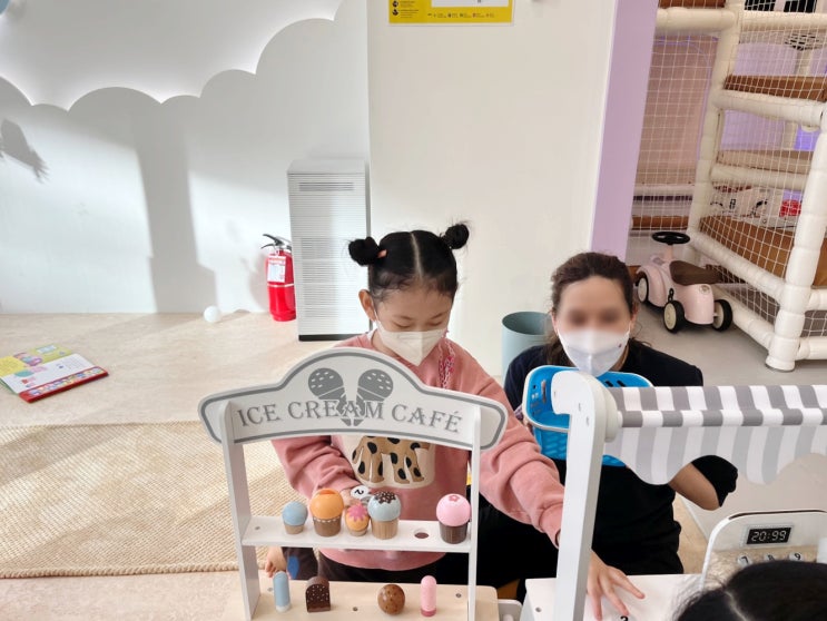  조이랩 동탄 원어민 선생님과 즐거운 놀이! 라크몽 영어 키즈카페