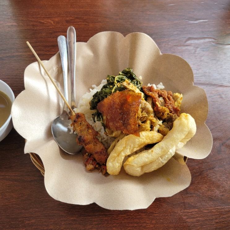  [발리 스미냑] WARUNG BABI GULING MEN GEDE