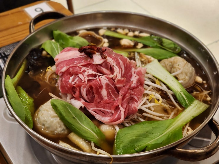  [서촌] 수육, 전병을 곁들여 먹을 수 있는 만두정식 맛집, 잘빠진메밀