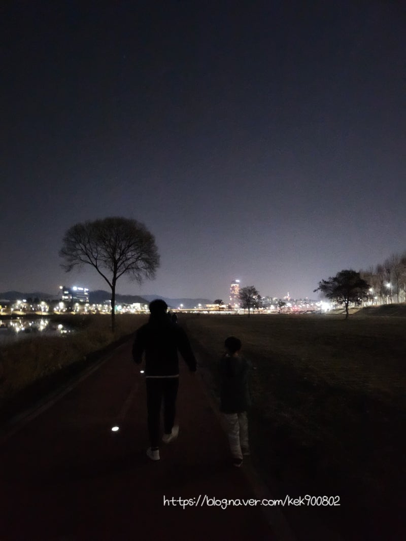 월평동) 삼김네 밤 산책 월평동 다사랑 치맥 코인 노래방 가다! : 네이버 블로그